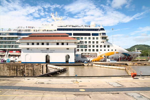 panama canal cruises panama canal transit tour