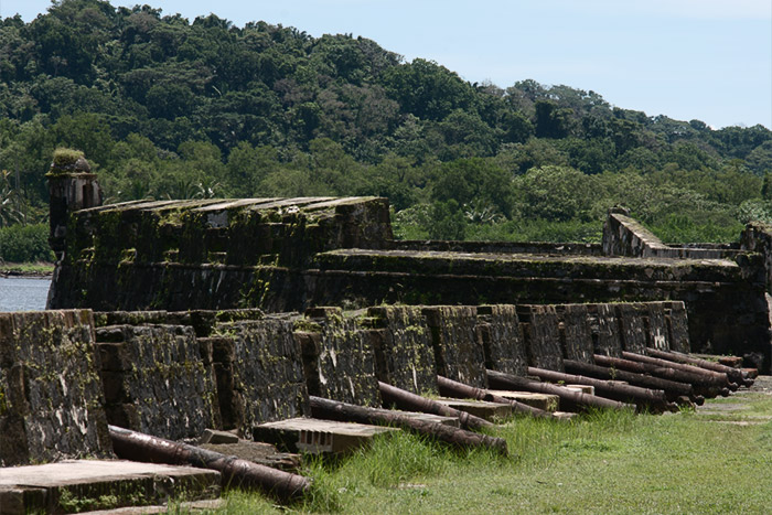 fuerte portobelo colón panamá ruinas de portobelo, colón, panamá